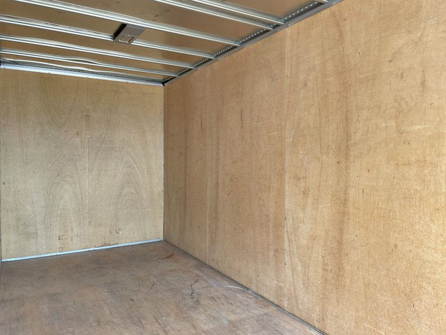 日産アトラスアルミバン小型（2t・3t）[写真13]