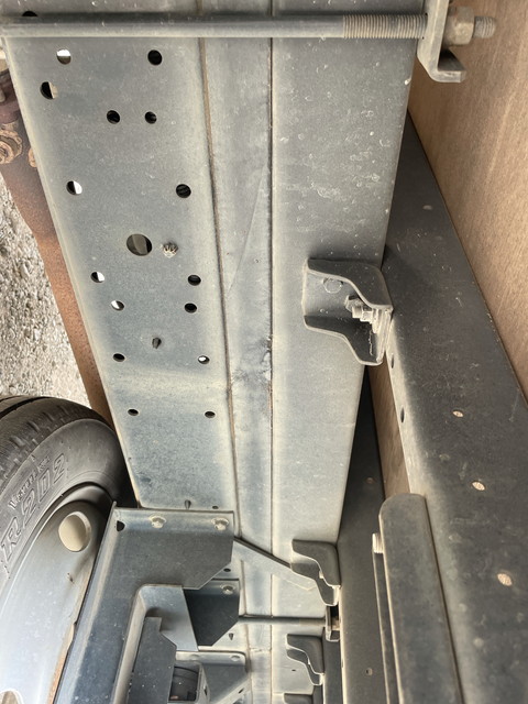 日産アトラスアルミバン小型（2t・3t）[写真22]