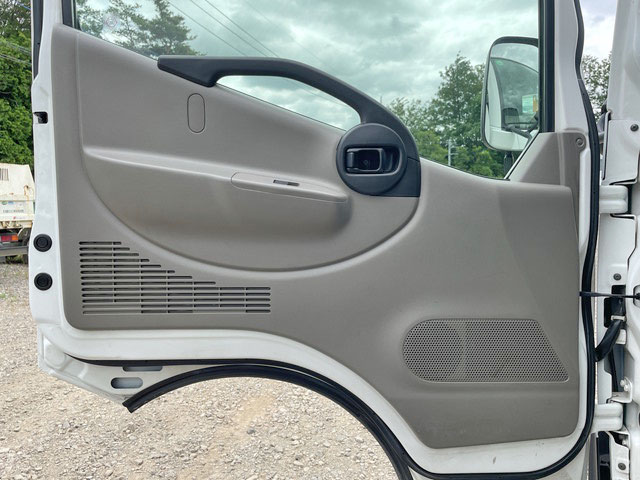 日産アトラスアルミバン小型（2t・3t）[写真27]