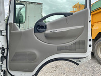 日産アトラスアルミバン小型（2t・3t）[写真28]