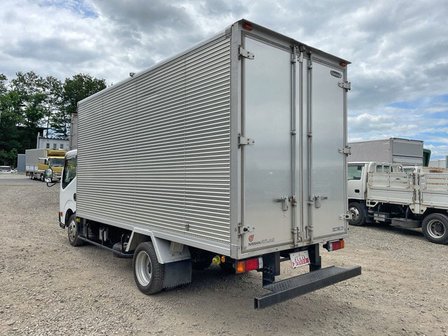 日産アトラスアルミバン小型（2t・3t）[写真04]