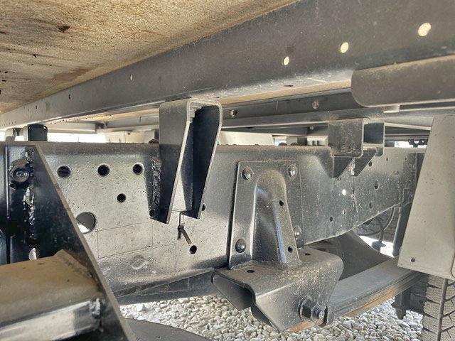 いすゞエルフパネルバン小型（2t・3t）[写真16]