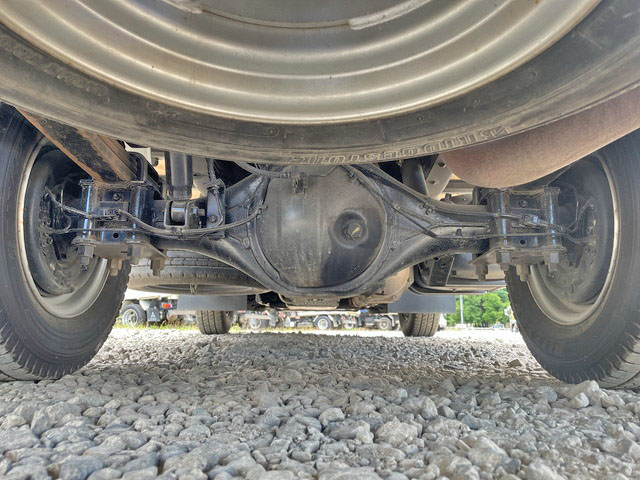 いすゞエルフパネルバン小型（2t・3t）[写真18]