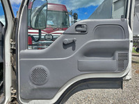 いすゞエルフパネルバン小型（2t・3t）[写真22]