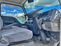 いすゞエルフパネルバン小型（2t・3t）[写真26]