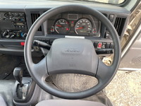 いすゞエルフパネルバン小型（2t・3t）[写真28]