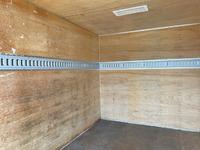 いすゞエルフパネルバン小型（2t・3t）[写真12]