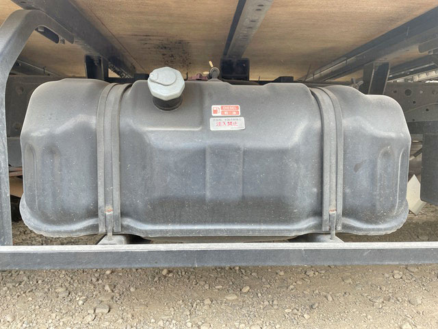 いすゞエルフパネルバン小型（2t・3t）[写真18]