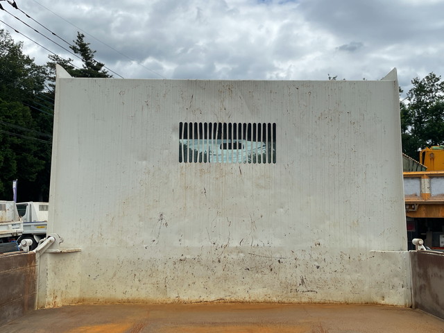 いすゞフォワードダンプ中型（4t）[写真11]