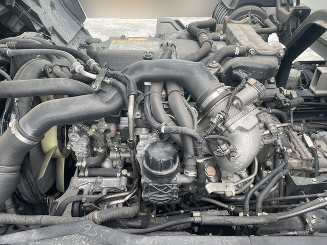 いすゞフォワードアルミウイング中型（4t）[写真21]