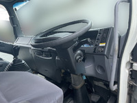 いすゞフォワードアルミウイング中型（4t）[写真28]