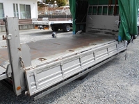 三菱ふそうキャンター幌車小型（2t・3t）[写真09]