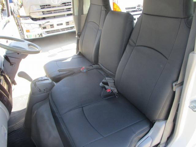 トヨタトヨエースダブルキャブ（Wキャブ）小型（2t・3t）[写真12]