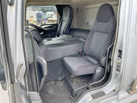 三菱ふそうスーパーグレートアルミウイング大型（10t）[写真32]