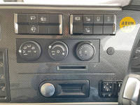 三菱ふそうスーパーグレートアルミウイング大型（10t）[写真36]