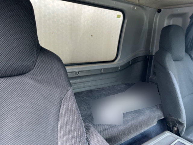 いすゞフォワードアルミウイング中型（4t）[写真23]