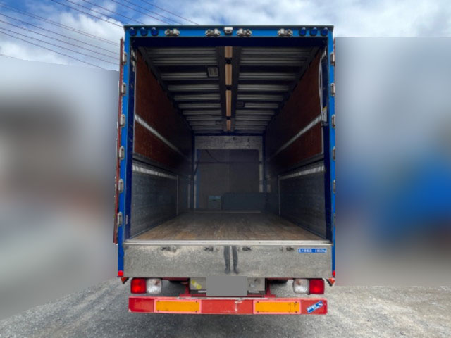 いすゞフォワードアルミウイング中型（4t）[写真09]