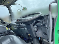 いすゞフォワード汚泥吸引車中型（4t）[写真31]