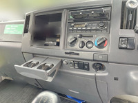 いすゞフォワード汚泥吸引車中型（4t）[写真33]