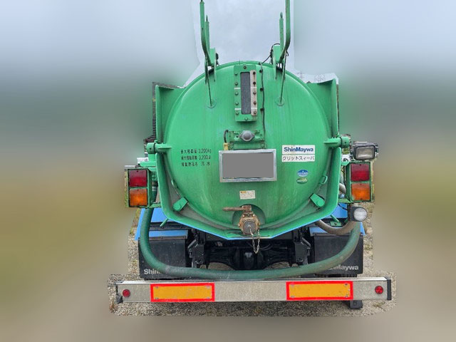 いすゞフォワード汚泥吸引車中型（4t）[写真07]