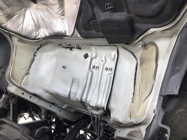 いすゞエルフ平ボディ小型（2t・3t）[写真14]