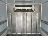 いすゞフォワード冷凍車（冷蔵車）中型（4t）[写真11]