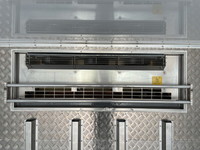 いすゞフォワード冷凍車（冷蔵車）中型（4t）[写真12]