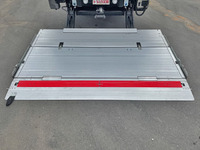 いすゞフォワード冷凍車（冷蔵車）中型（4t）[写真18]