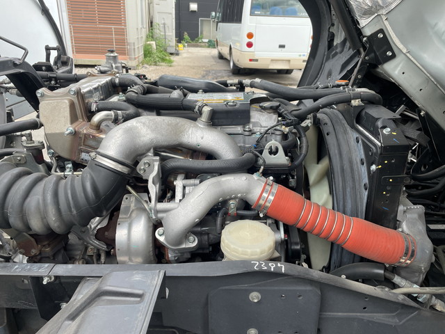 いすゞフォワード冷凍車（冷蔵車）中型（4t）[写真25]