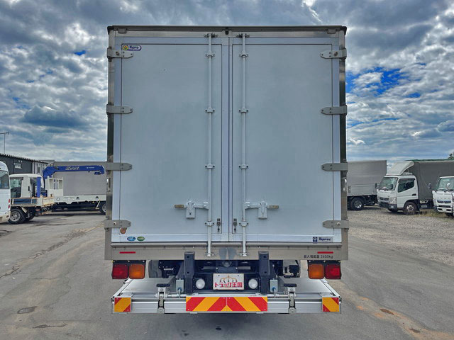 いすゞフォワード冷凍車（冷蔵車）中型（4t）[写真08]