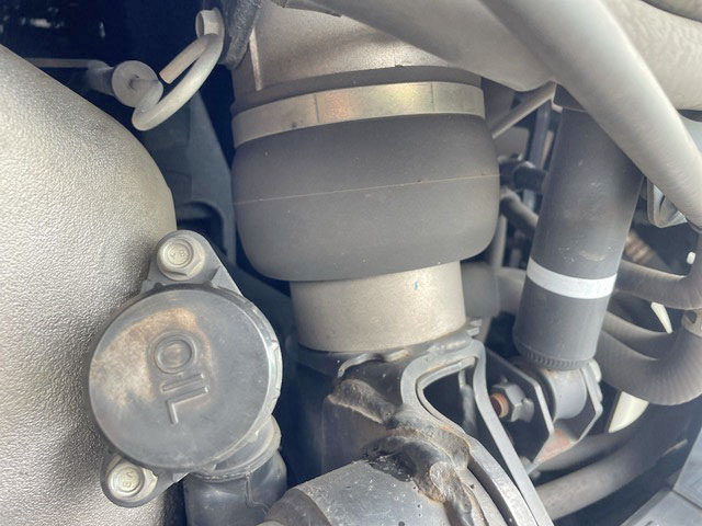 いすゞギガアルミウイング大型（10t）[写真14]