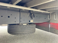 いすゞギガアルミウイング大型（10t）[写真18]