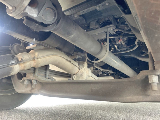 いすゞギガアルミウイング大型（10t）[写真21]