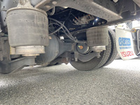 いすゞギガアルミウイング大型（10t）[写真24]