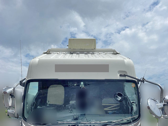 いすゞギガアルミウイング大型（10t）[写真05]