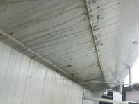 UDトラックスコンドル散水車中型（4t）[写真15]