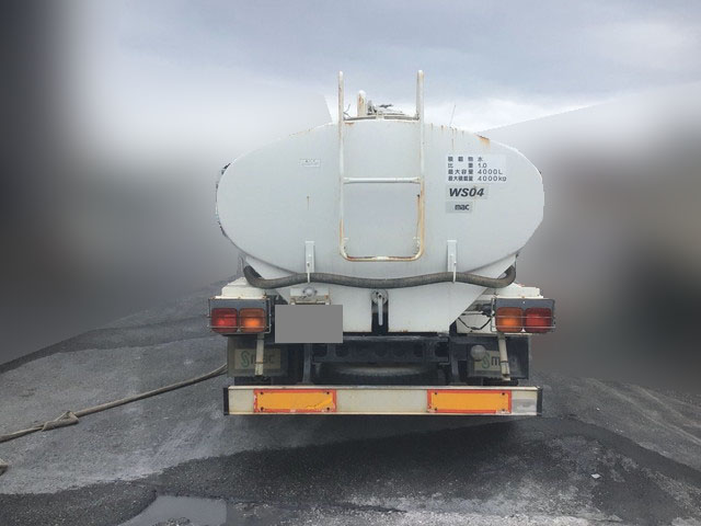 UDトラックスコンドル散水車中型（4t）[写真07]