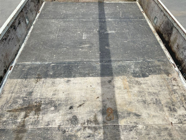 日野デュトロクレーン3段小型（2t・3t）[写真11]