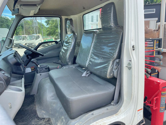 日野デュトロクレーン3段小型（2t・3t）[写真33]