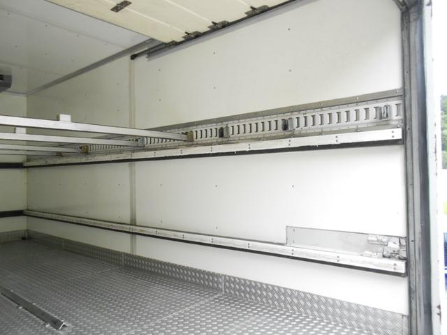 三菱ふそうキャンター冷凍車（冷蔵車）小型（2t・3t）[写真23]