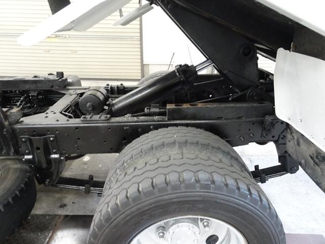 いすゞエルフ深ダンプ（土砂禁ダンプ）小型（2t・3t）[写真10]