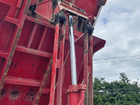 いすゞギガダンプ大型（10t）[写真21]