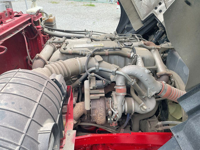 いすゞギガダンプ大型（10t）[写真26]