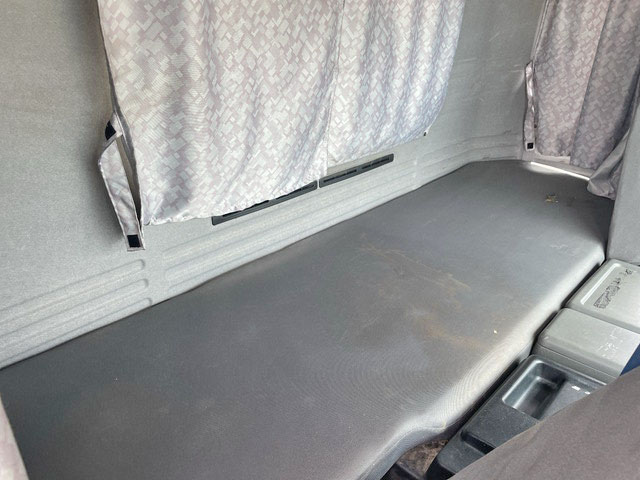 いすゞギガダンプ大型（10t）[写真35]