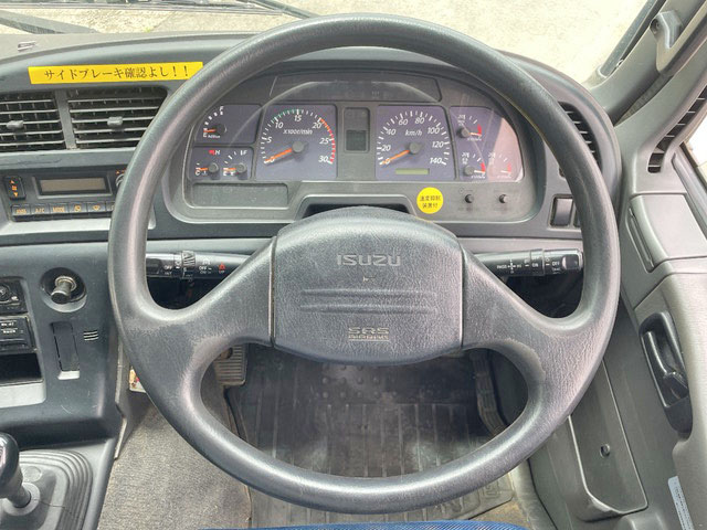 いすゞギガダンプ大型（10t）[写真36]