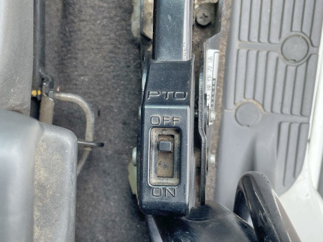 いすゞギガダンプ大型（10t）[写真39]