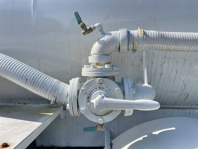 三菱ふそうキャンター散水車小型（2t・3t）[写真13]