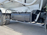 三菱ふそうキャンター散水車小型（2t・3t）[写真21]