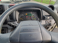 三菱ふそうキャンターアルミバン小型（2t・3t）[写真15]