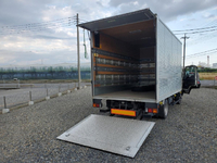 三菱ふそうキャンターアルミバン小型（2t・3t）[写真23]